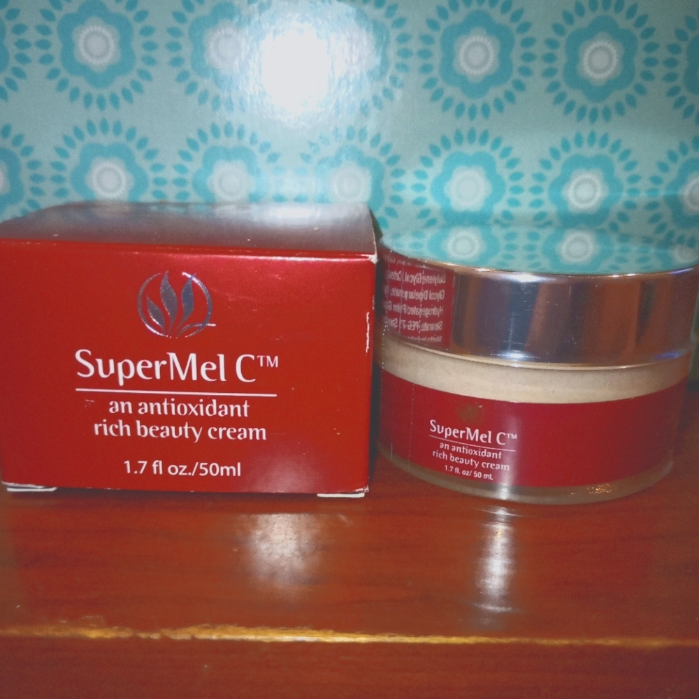 🌷 NEW SERIOUS SKINCARE SuperMel C An Antioxidant Rich Beauty Cream 1.7 oz 50 ml
